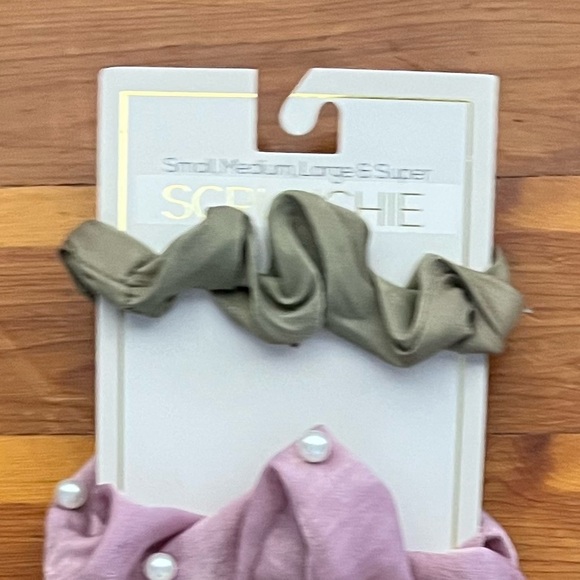 Scrunchie Hair Scrunchies - Picture 7 of 7